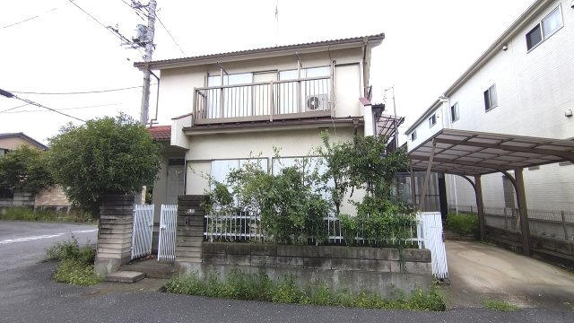 南西角地で陽当り良好！敷地約31坪・自由設計で夢のマイホームはいかがでしょうか！建築条件なし・お好きなハウスメーカーで建築可能！桜井南小学校まで徒歩約4分(320ｍ)、お子様の通学に安心です！