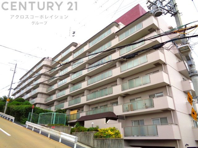 鉄筋コンクリート造11階建て