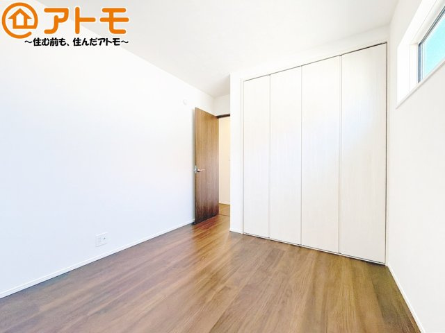 お子様のお友達が遊びに来た時も、子供部屋があると楽しく過ごせますね♪