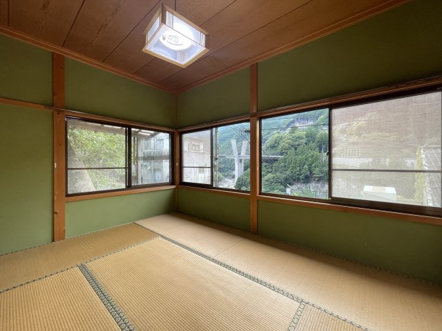 窓を開けると、聞こえてくるのは自然の音♪