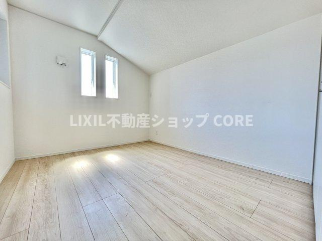 居室となる空間には毎日しっかりと光が差し込みます♪明るい室内になっております！　