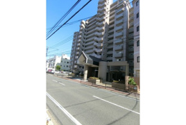 エンゼルハイム大濠公園南の外観