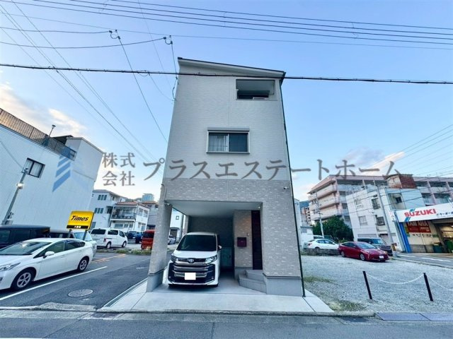 角地+隣地ガレージ♪採光良好です♪