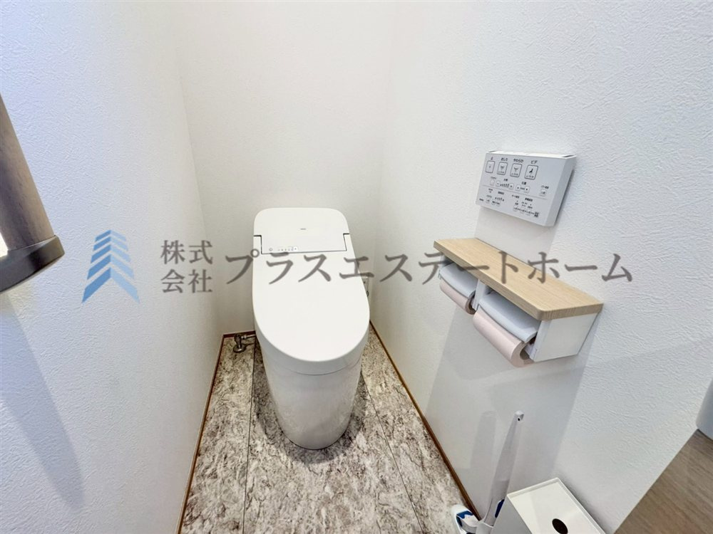 温水洗浄機付き暖房便座♪