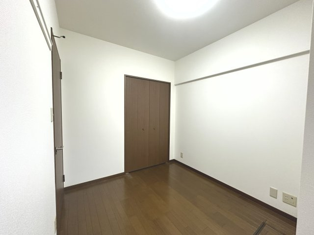 収納付きで居室をすっきり使えます