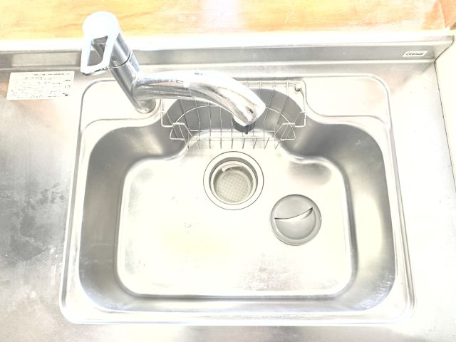 毎日の家事に使いやすいシンクを備えています