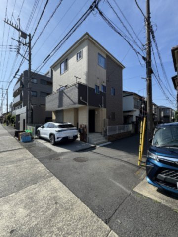 前面道路含む現地写真です