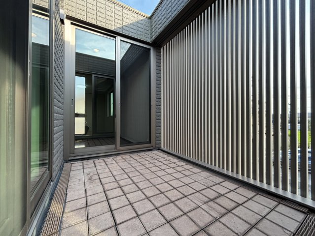 ■南向きオープンロッジアは陽当り通風良好♪
