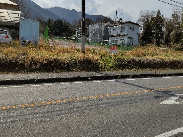 道路までの距離や建物のサイズ感も実際の現地を確認下さい。  　