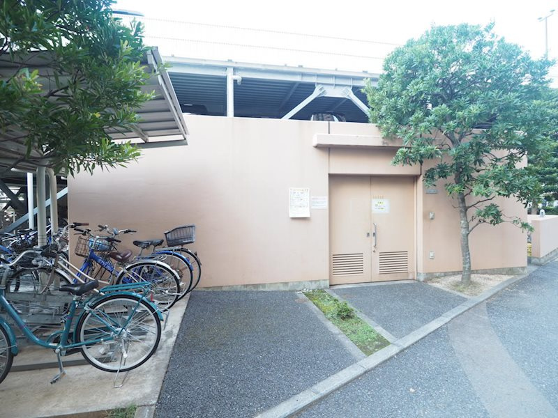敷地内ゴミ置場