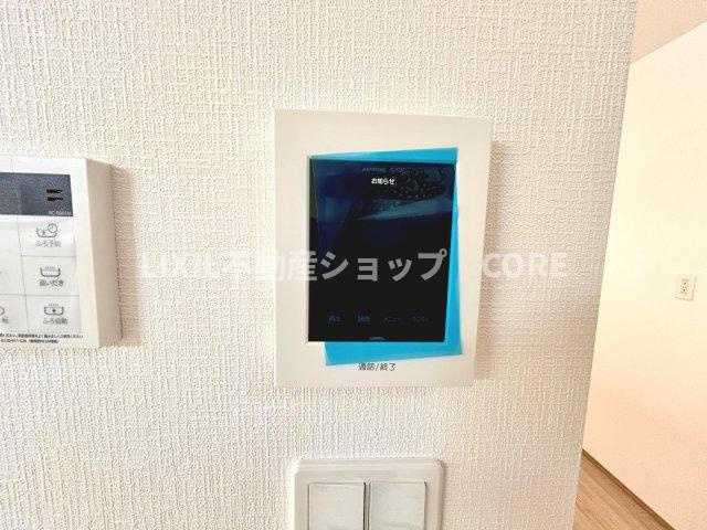 「見える安心」をカタチにしました。誰が来てもわかる様にモニター付きインターホン！