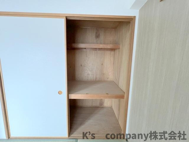 和室の押入れ◇来客用のお布団などの保管にも役立つ奥行きのある収納☆