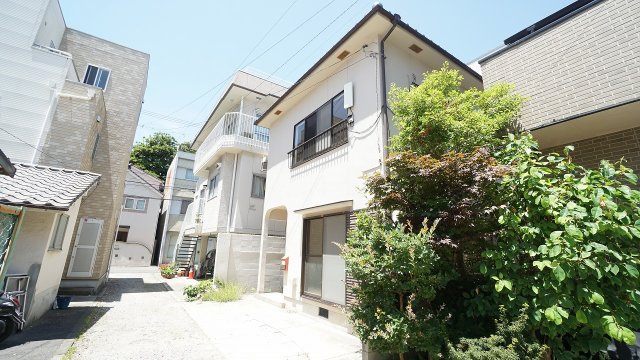3ＤＫ戸建て　2Ｆにもトイレつき　マツダZoomZoomスタジアム、コストコすぐ近く便利な立地