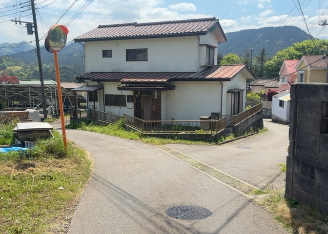 最寄り駅が近いなどの交通アクセスが良い土地だと暮らしやすいですよね。通勤・通学の観点から土地を選ぶことも大切です！自身や家族のライフワークからあったの物件を探しましょう！当社営業がお力になります！