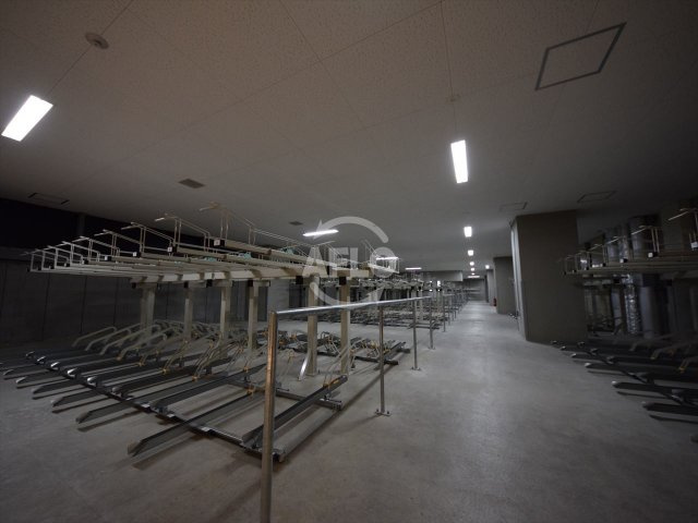 ザ・パークハウス中之島タワー　駐輪場