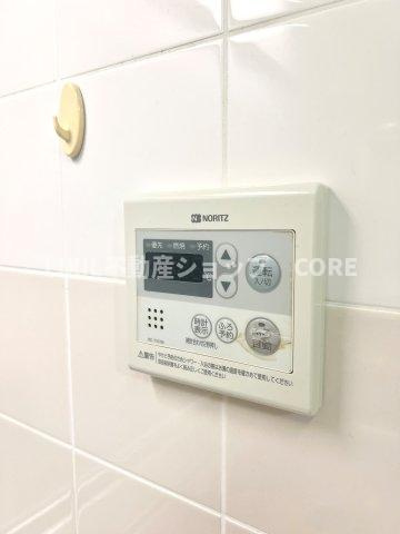 ボタン一つで簡単にお湯張り完了！すぐにくつろぎの時間が過ごせます。