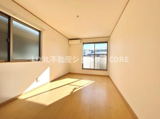 元気が生まれるお部屋です。明るい気分で始まればなんだか一日いい事が続く気がします。