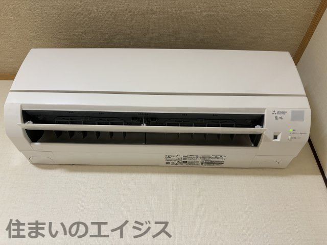 新しいエアコンです