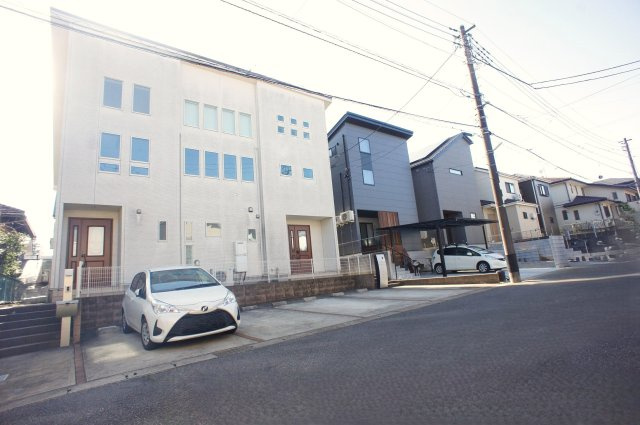 外観（公道幅員　約6ｍに面す）