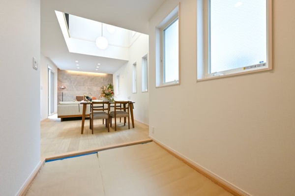 【練馬区立野町 最終1棟 オール電化×ハイグレード住宅の和室】