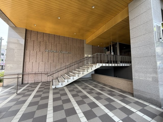 高級感のあるエントランス