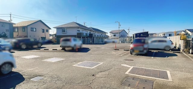 敷地内駐車場承継可能♪