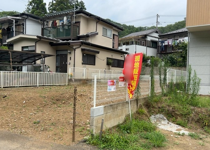 最寄り駅が近いなどの交通アクセスが良い土地だと暮らしやすいですよね。通勤・通学の観点から土地を選ぶことも大切です！自身や家族のライフワークからあったの物件を探しましょう！当社営業がお力になります！