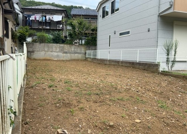 土地探しをしていると都市計画区域という言葉を目にすると思います。法律によって、都道府県知事や国土交通大臣が指定するエリアのことを指しており、都市計画区域は市街化区域と市街化調整区域に分けられています。