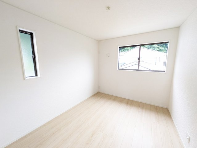 落ち着いた内装仕様で、プライベートな時間を心豊かに過ごせます