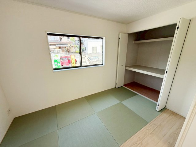 和室は日常ではお子様の寝かしつけに。客間としても利用でき、活用の幅が広がります。