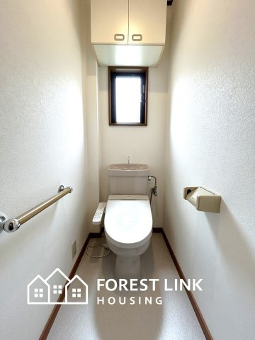 清潔感のあるトイレです