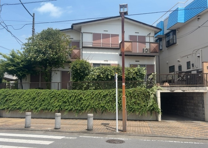 ハザードマップは自然災害による被害を予測し、その被害範囲を地図上で表したものです。近年特に災害が多くなっていますので、事前に調査すると安心できます。ハザードマップは国交省のホームページをご覧ください。