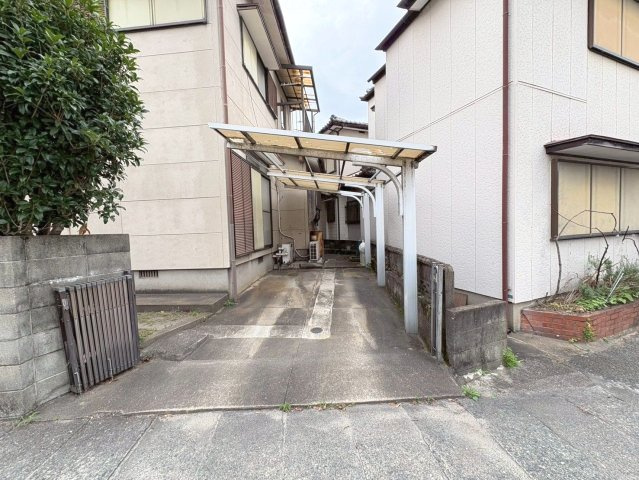 《オーナーチェンジ》駐車場1台可能！