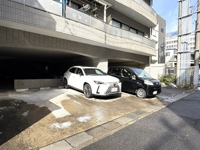 駐車場になります♪