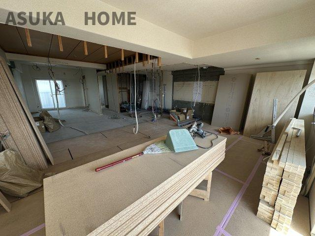 新規リノベーション。家具の配置がしやすい15.6帖のLDKに生まれ変わります。