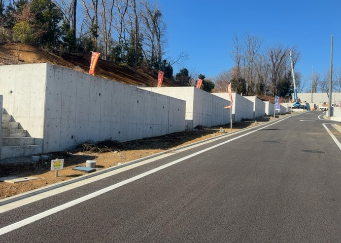 最寄り駅が近いなどの交通アクセスが良い土地だと暮らしやすいですよね。通勤・通学の観点から土地を選ぶことも大切です！自身や家族のライフワークからあったの物件を探しましょう！当社営業がお力になります！