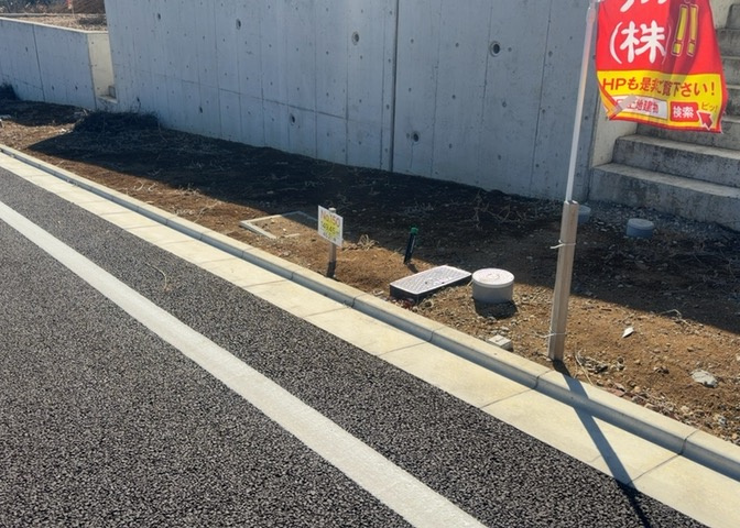 物件の詳細については、現地を見てわかること以外に、役所や法務局などで調べないとわからないことがあります。そのため、現地に行く場合は、もしこの物件を買ったらどのような生活ができるかをイメージしましょう。
