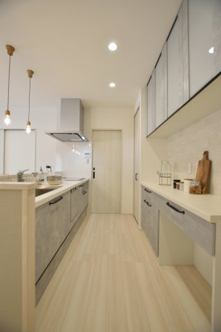 「楽しむ＆ラクする」をコンセプトにしたキッチン。こだわりの設備を採用　※施工イメージとなります