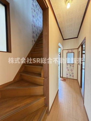 当日予約も大歓迎です！土日祝、雨の日やお子様連れのお客様の送迎も可能ですのでお気になさらずお問合せ下さい。お仕事終わりのお時間にも柔軟に対応致しますのでお気軽にお申し付け下さいませ。