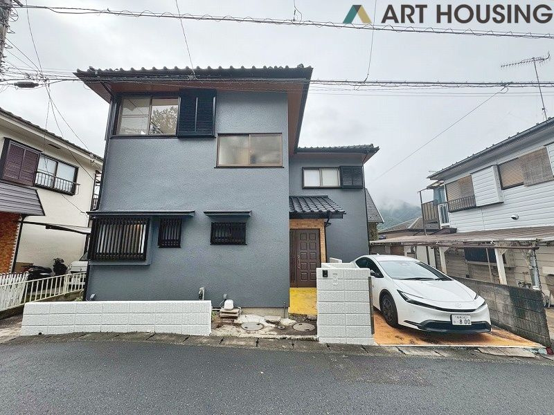 外壁、屋根塗装済み