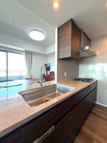 ダイニングキッチン(ディスポーザー)