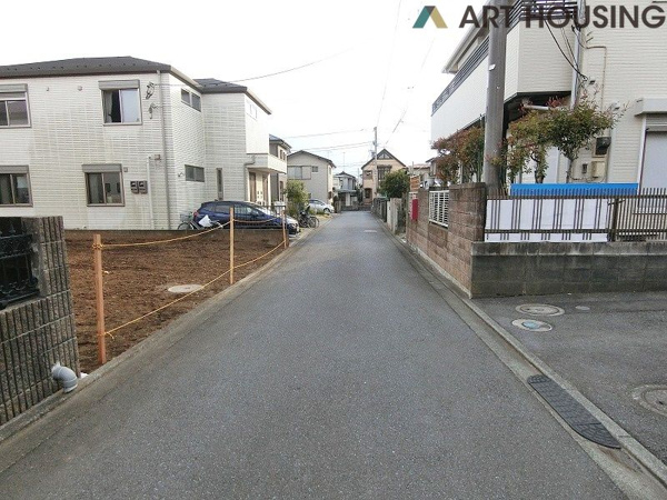 【相模原市中央区青葉　売地の前面道路含む現地写真】