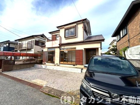前面道路含む現地写真です