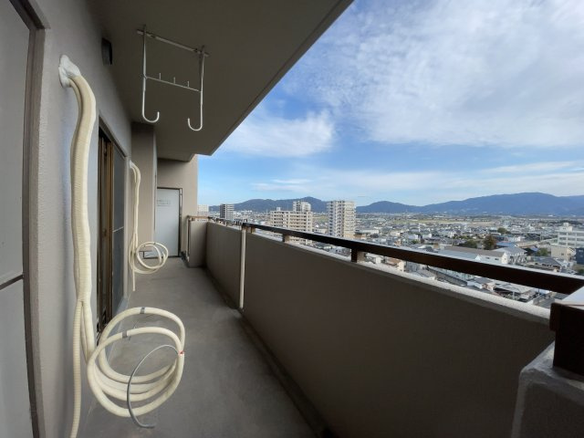 〇南東向きのバルコニーは広々としておりますので、洗濯物を沢山干すことが出来ますね