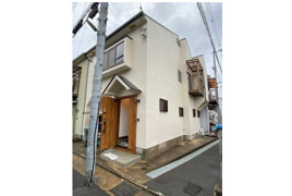 松尾鈴川町の外観