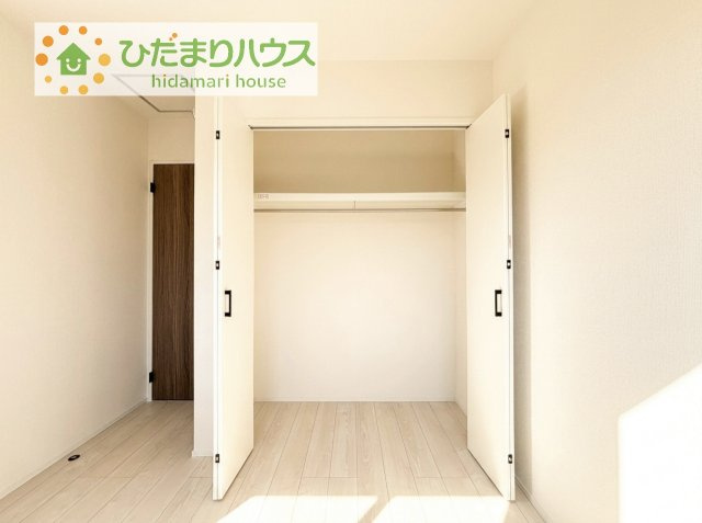 全室にクローゼットが付いていて、お部屋の住空間もスッキリ広々使えそうです(^^)