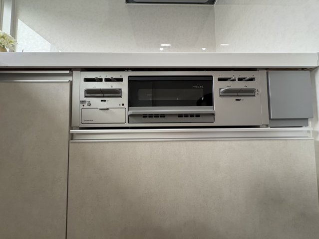 グリルになります。横に調味料ボックスがついております。