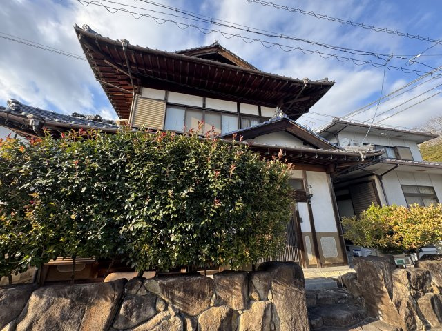 外観：334000232172