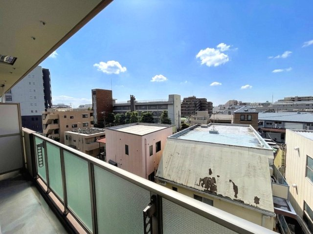 陽当通風良好。気持ちの良いお洗濯ができそう☆