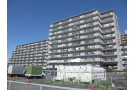 ネオハイツ森林公園Ａ棟の外観